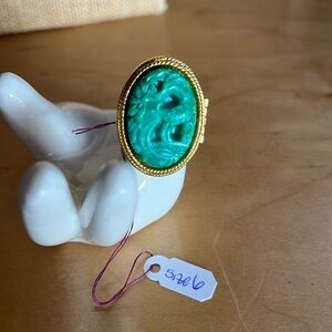 1970 Vintage Avon compartment locket Ring, with faux jade carved bird.